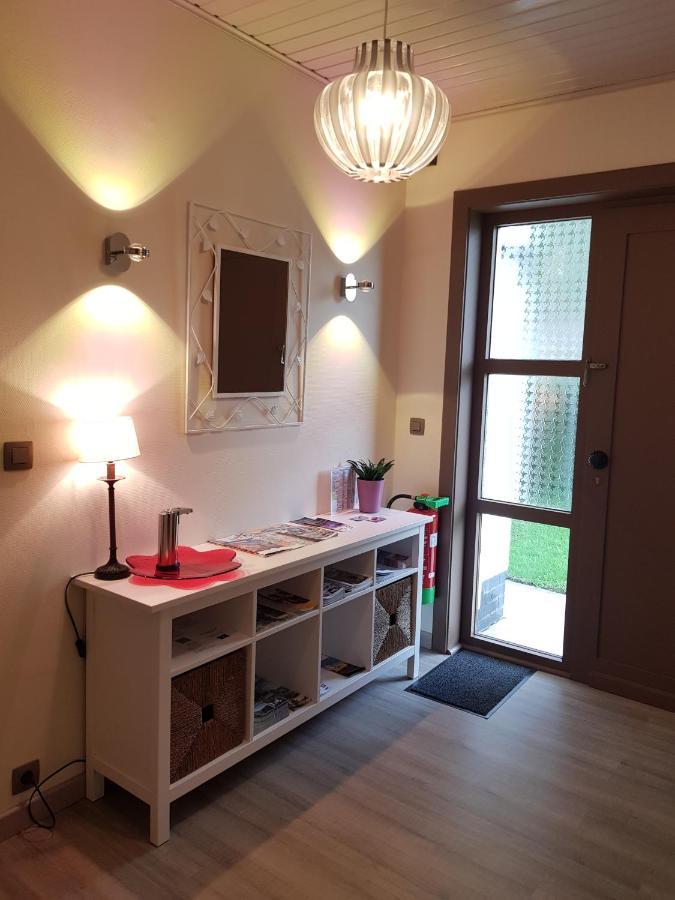 Mary'S Poppies - Bed & Breakfast Blandain Экстерьер фото